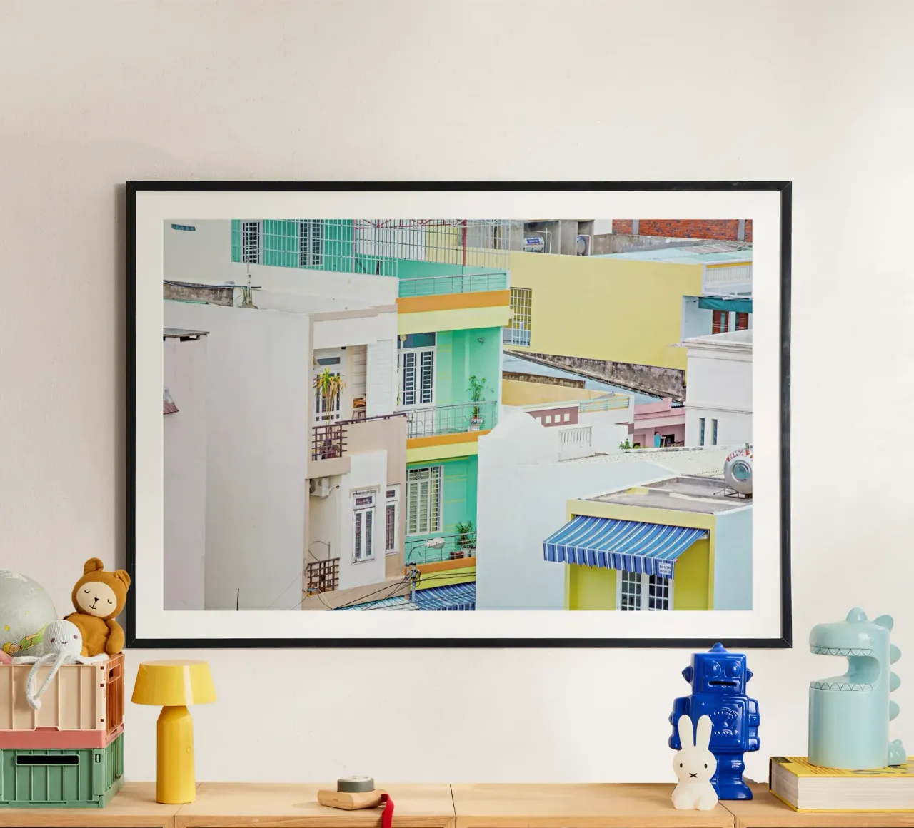 Danang Pastels poster con telaio in alluminio da Charlotte Curd