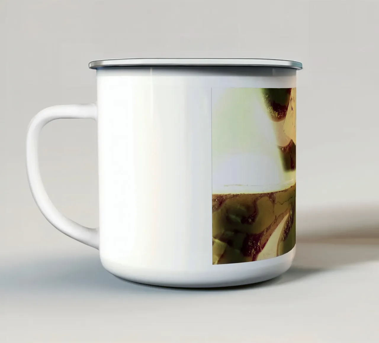 Forme verdi tazza in smalto da Massimo Frascogna