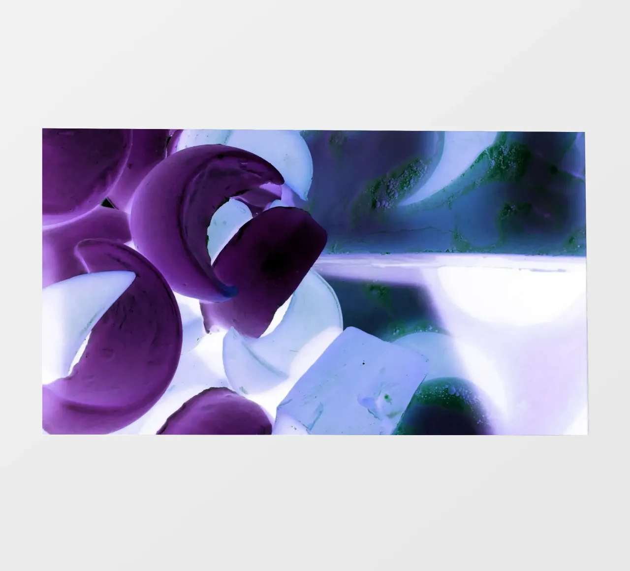 Blu e viola pellicola backlit da Massimo Frascogna