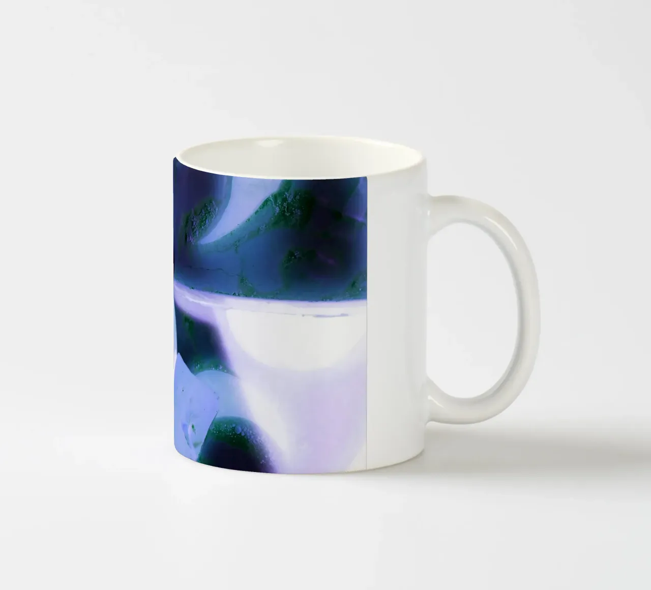 Blu e viola tazza in ceramica da Massimo Frascogna