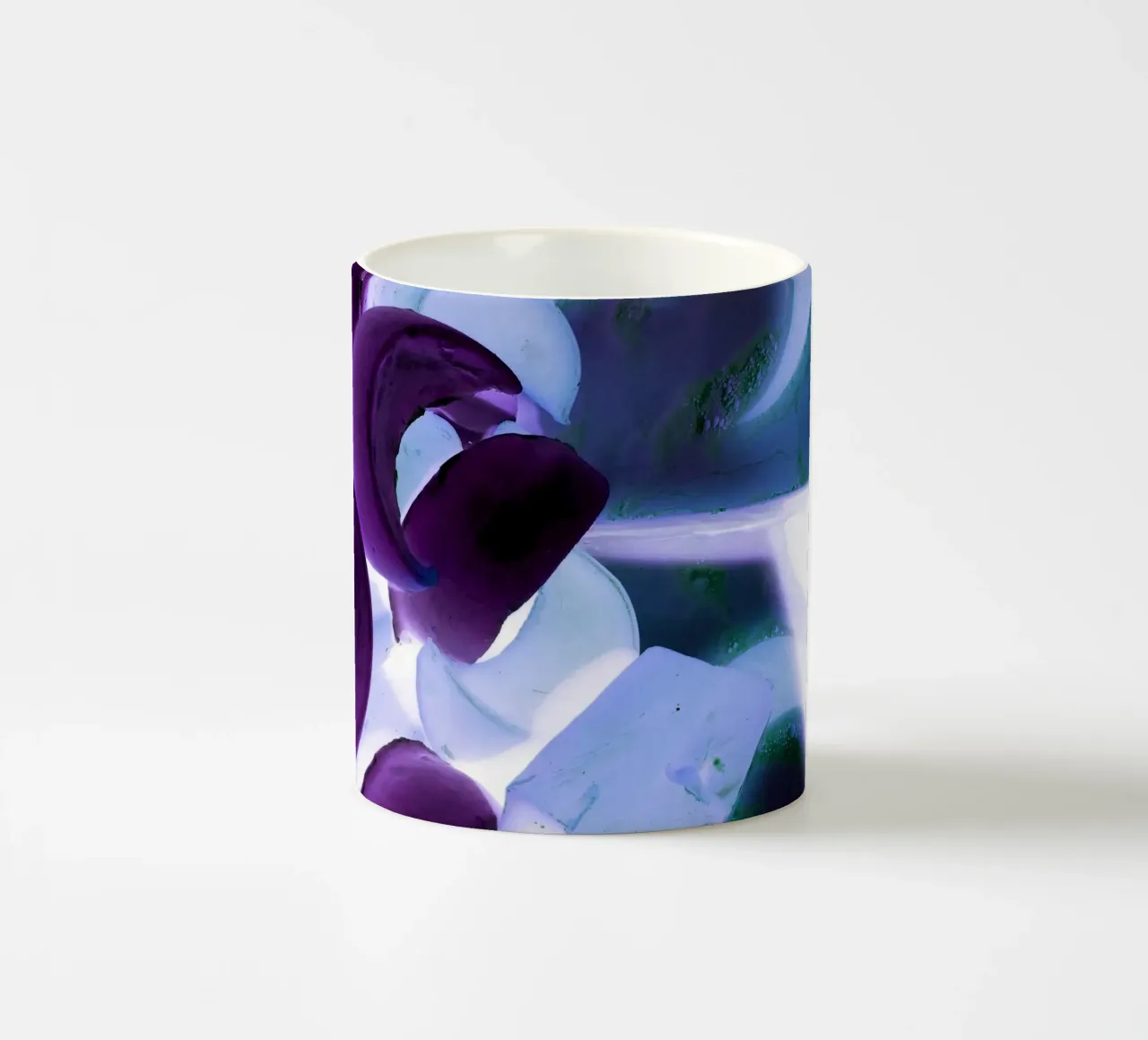 Blu e viola tazza in ceramica da Massimo Frascogna