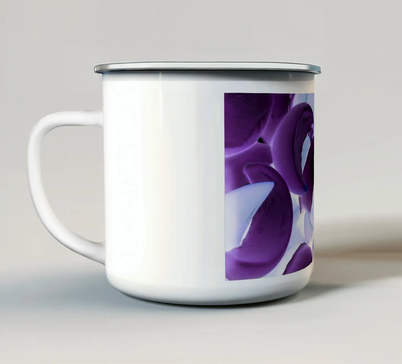 Blu e viola tazza in smalto da Massimo Frascogna