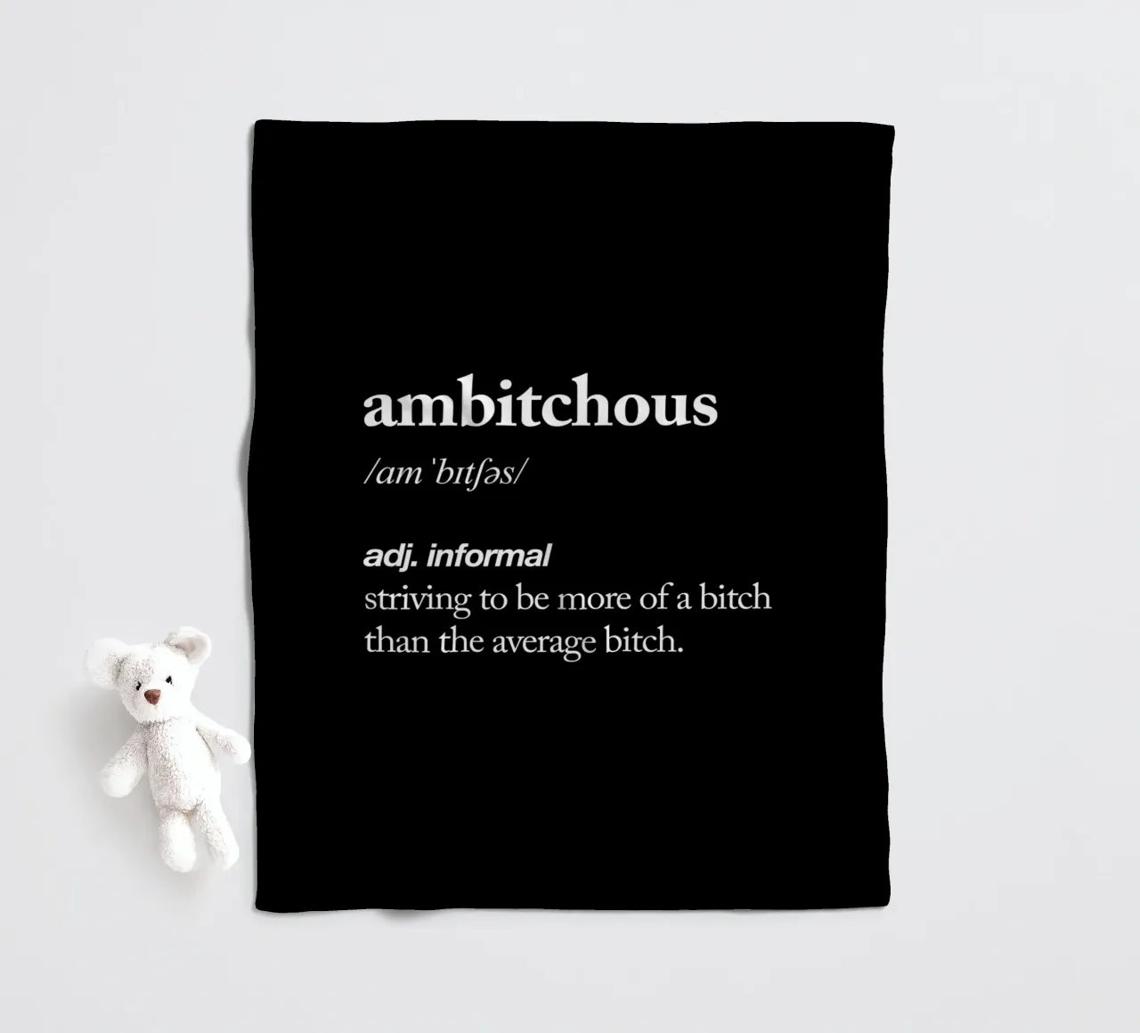 Design tipografico ambiguo in bianco e nero coperta in pile da THE MOTIVATED TYPE
