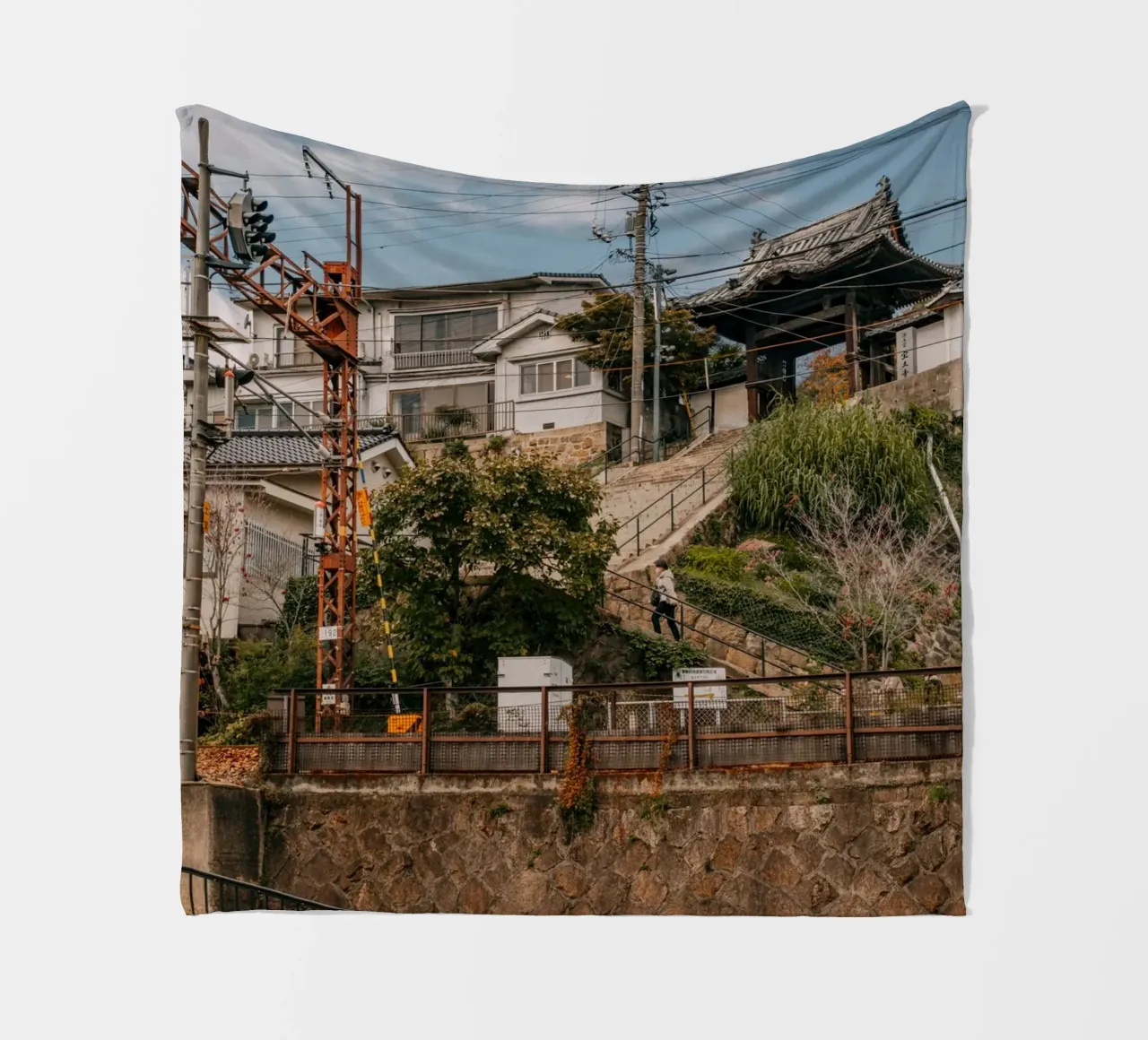 Le scale di Onomichi in Giappone coperta in pile da Marcel Bisig