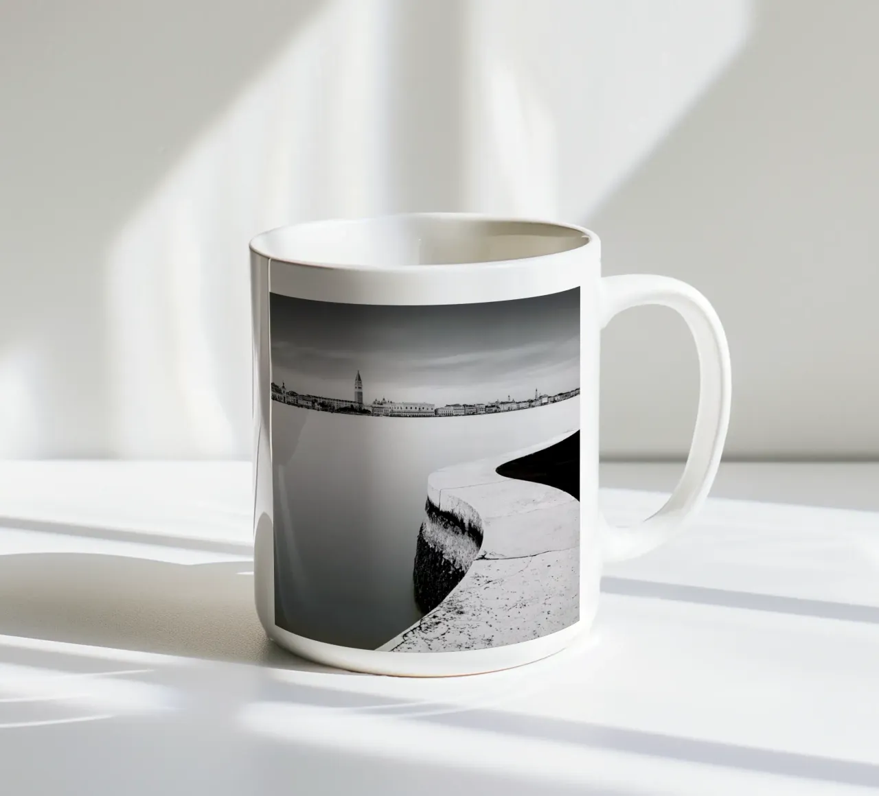 Venedig - Serpente Bianco tazza in ceramica da Håggard Photography | Ronny Behnert
