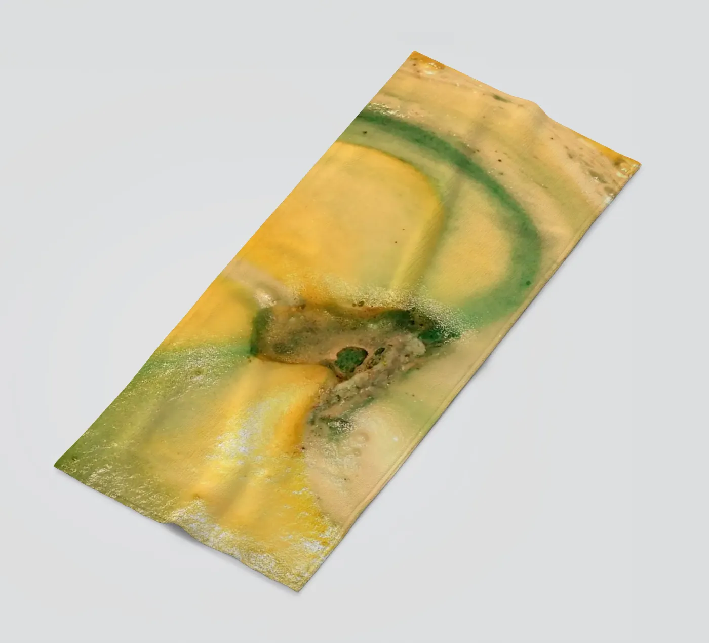 Yellow and green Strandtuch von Massimo Frascogna