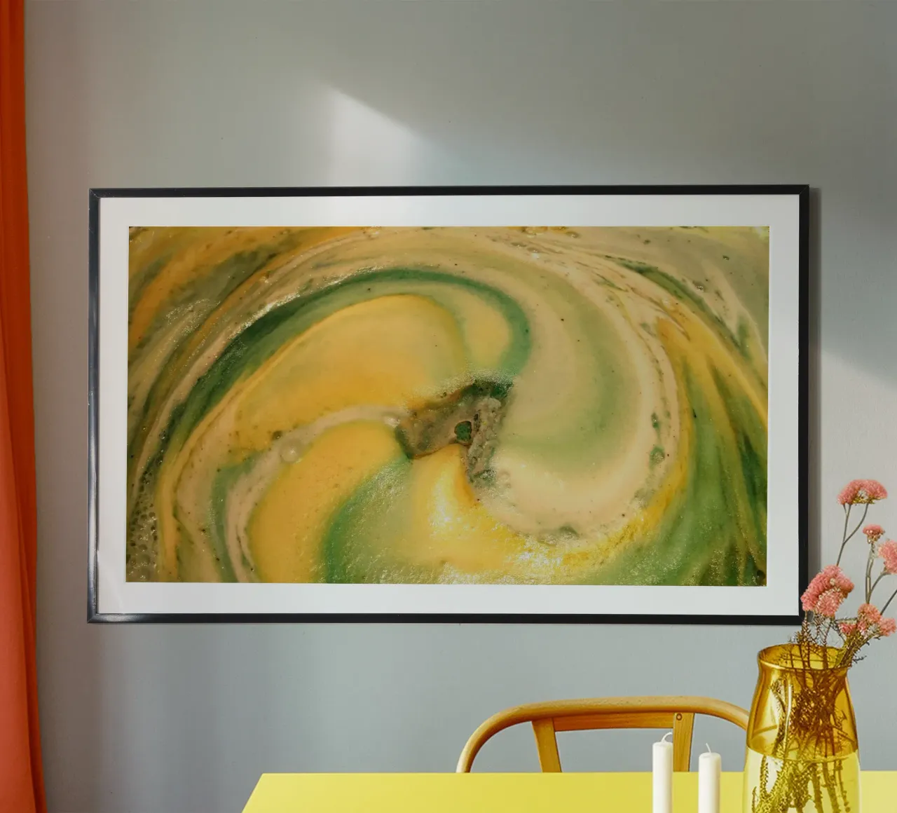 Giallo e verde poster con telaio in legno da Massimo Frascogna