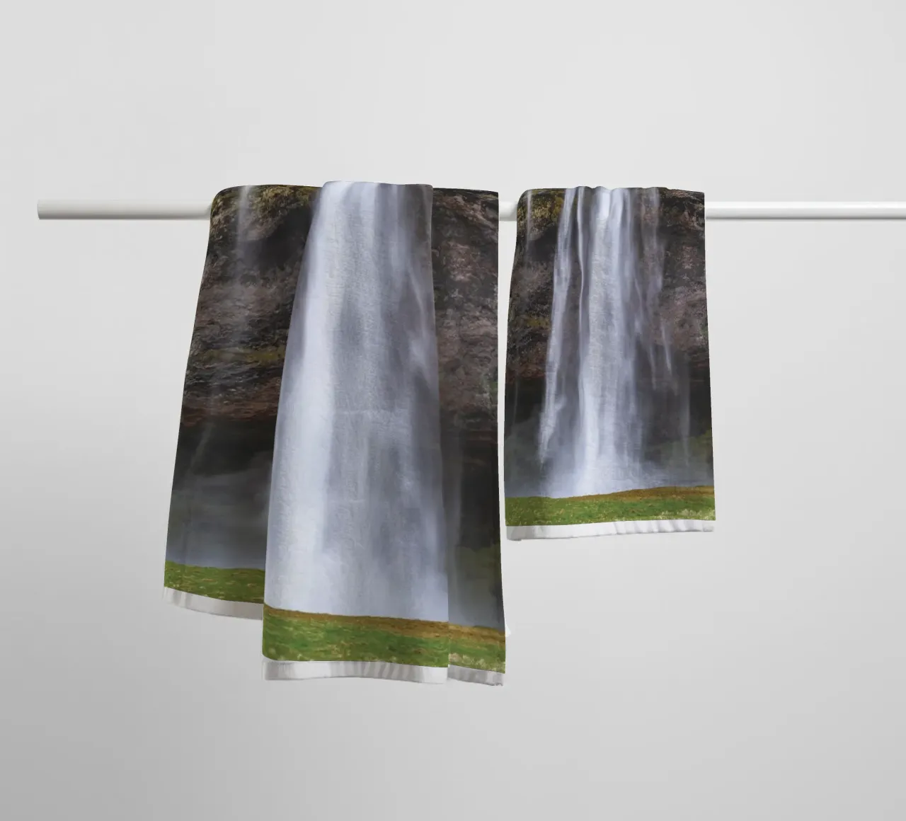 Seljalandsfoss asciugamano da bagno da Dave Hare Photography