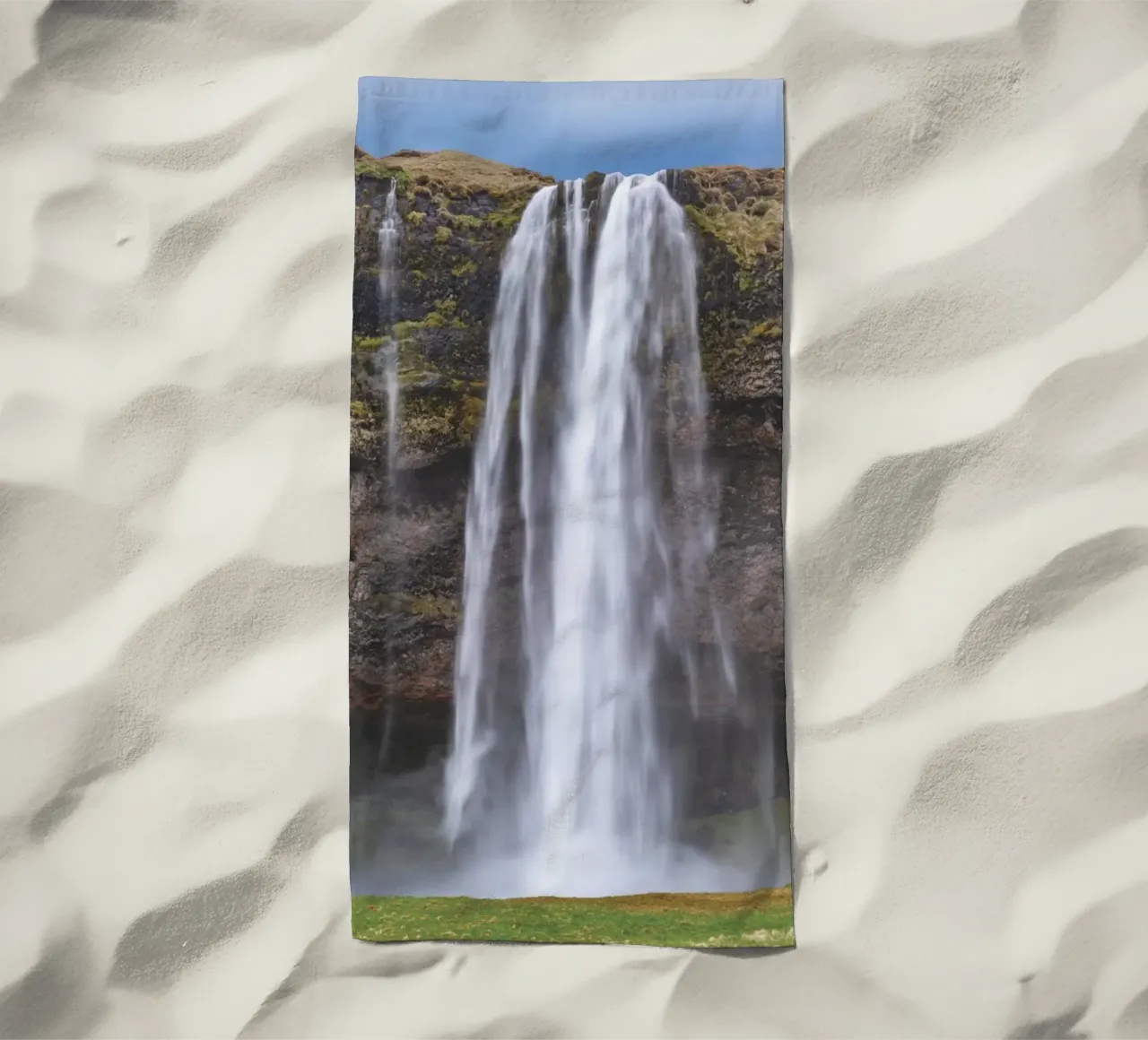 Seljalandsfoss toalla de playa de Dave Hare Photography