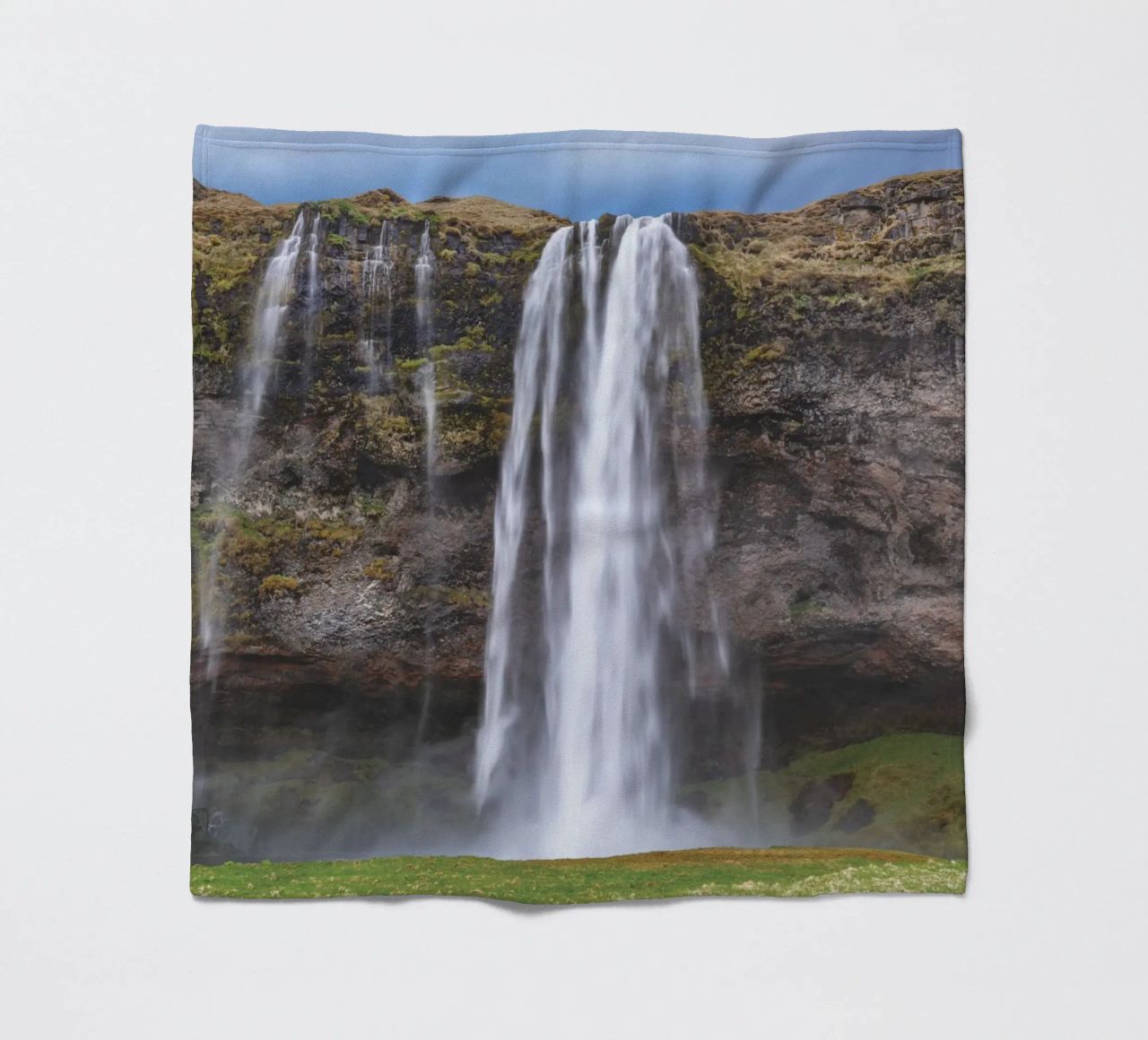 Seljalandsfoss coperta in pile da Dave Hare Photography