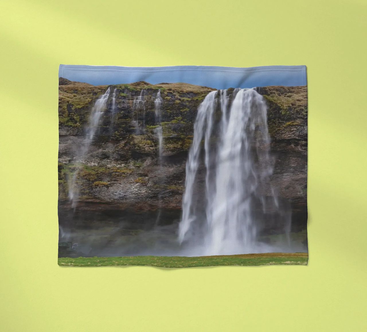 Seljalandsfoss coperta in pile da Dave Hare Photography