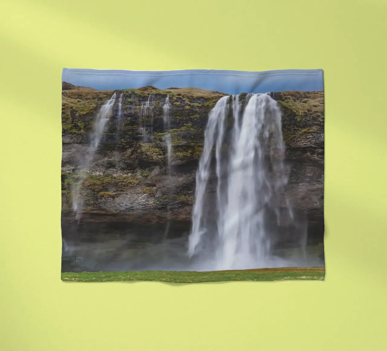 Seljalandsfoss coperta in pile da Dave Hare Photography