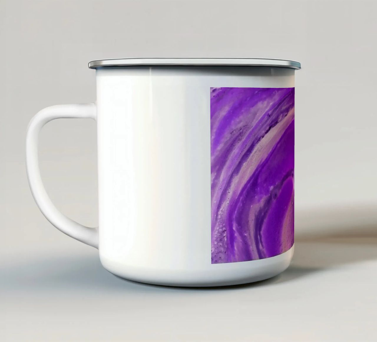 Viola tazza in smalto da Massimo Frascogna