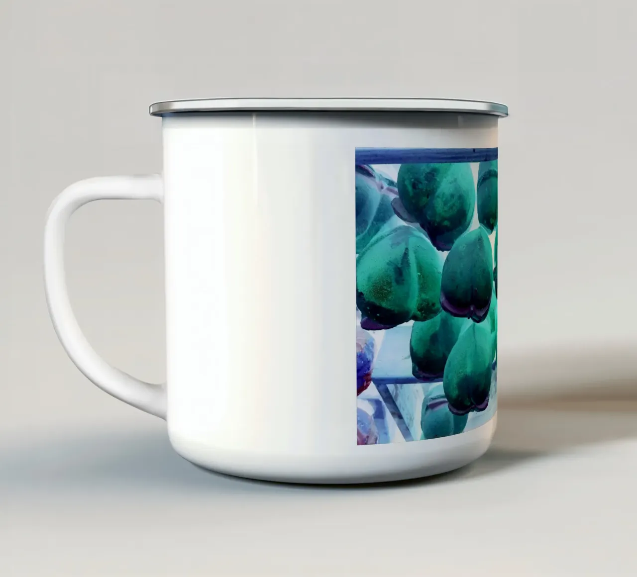 Rosso, verde e blu tazza in smalto da Massimo Frascogna