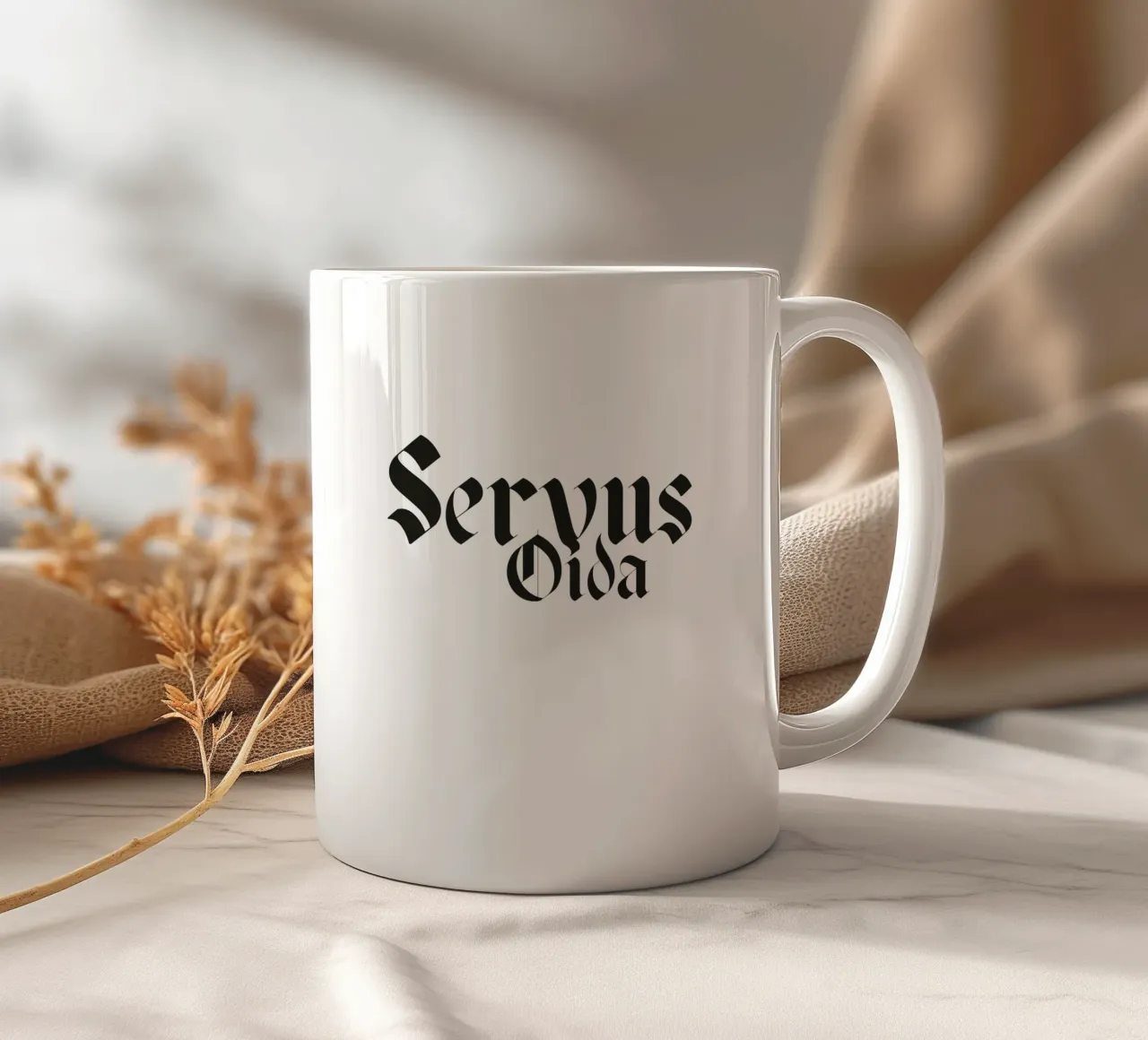 Servus keramische mok van Flo Klein