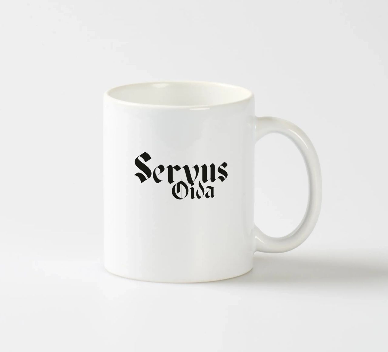 Servus tazza in ceramica da Flo Klein