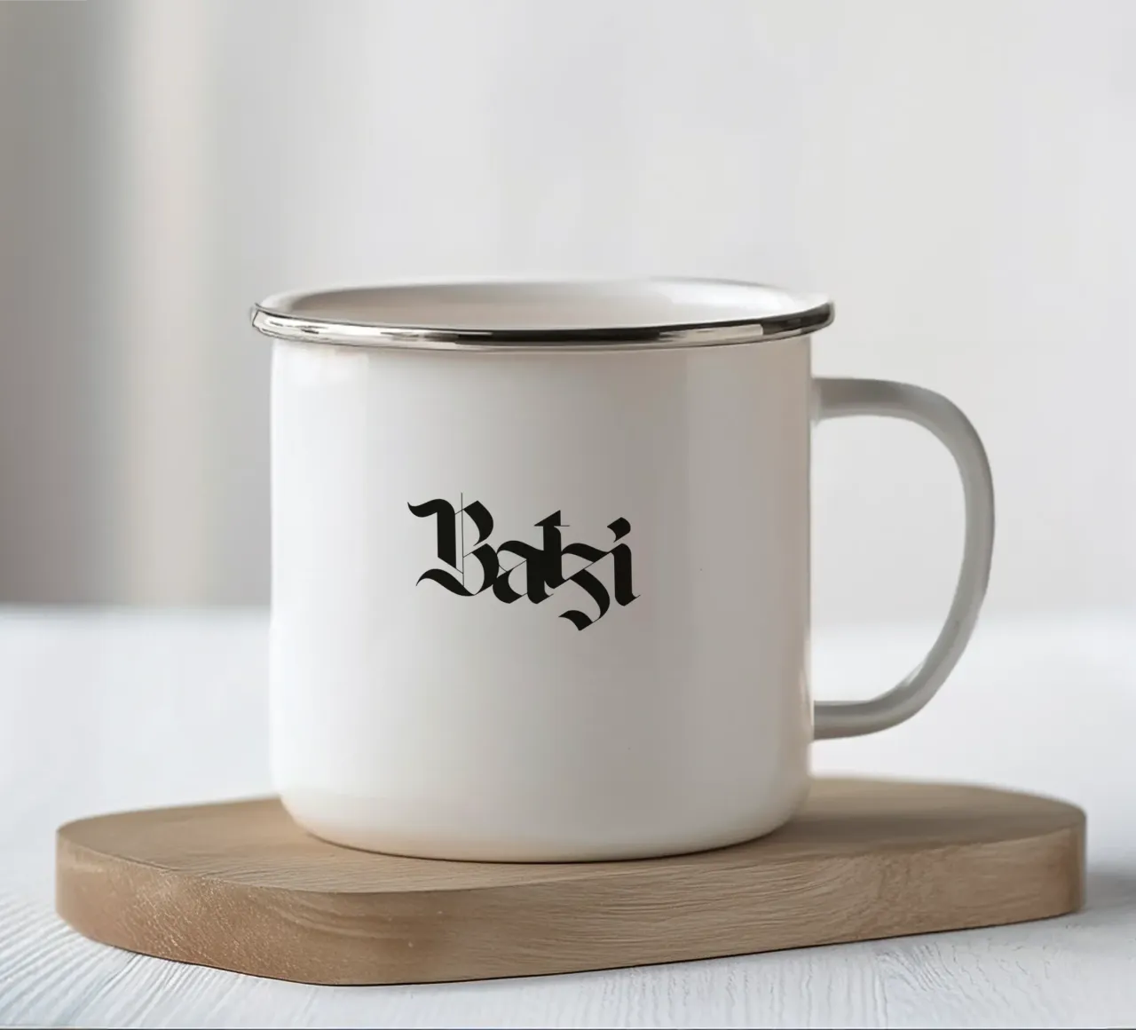 Batzi tazza in smalto da Flo Klein