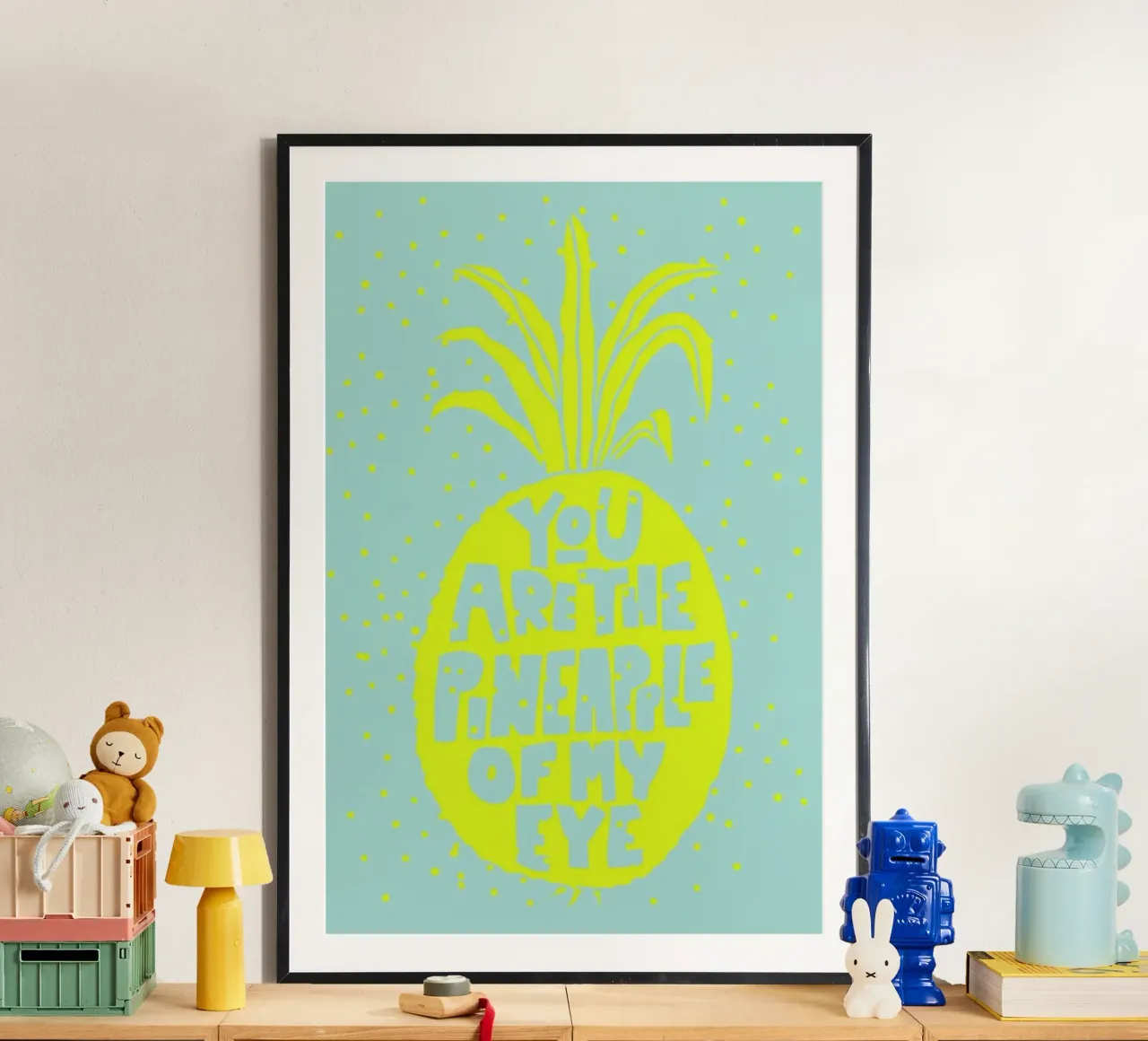 Ananas No. 2 poster con telaio in legno da typealive