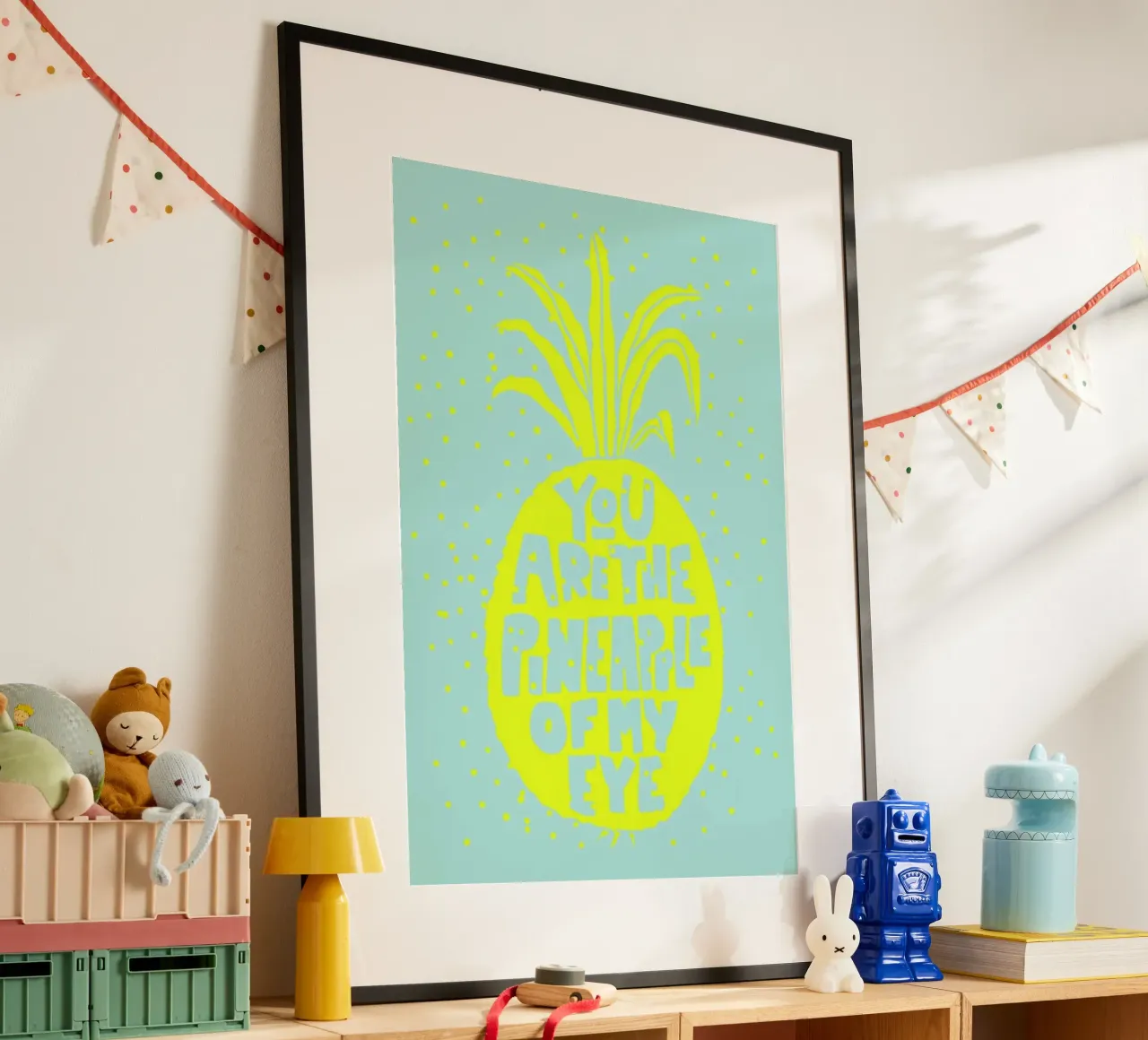 Ananas No. 2 poster con telaio in legno da typealive