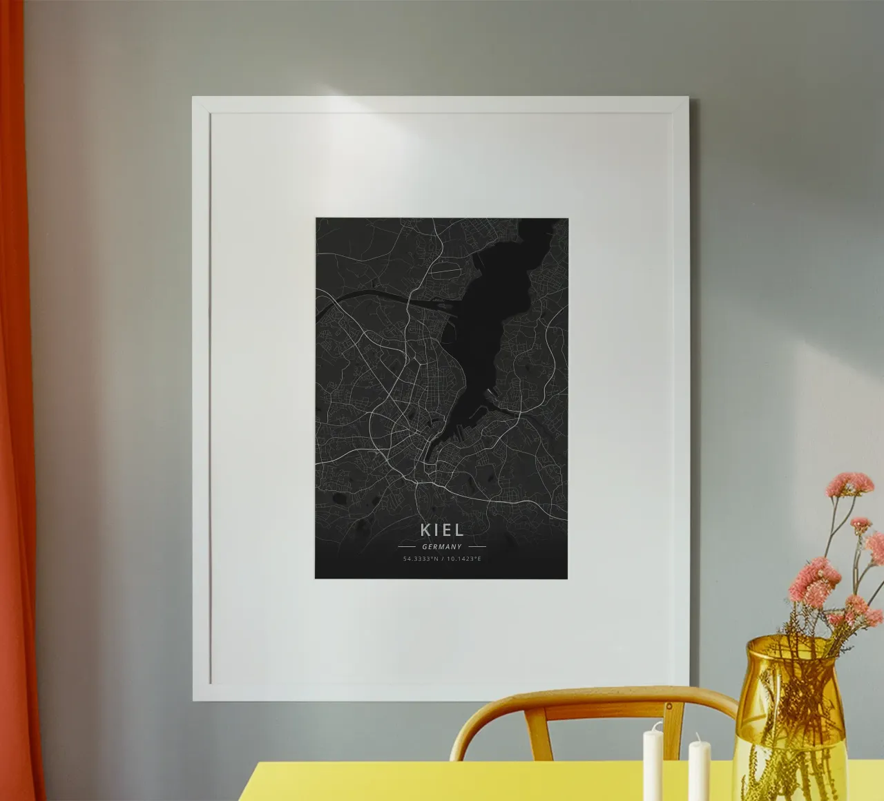 Kiel, Germania poster con telaio in legno da Christopher Adams