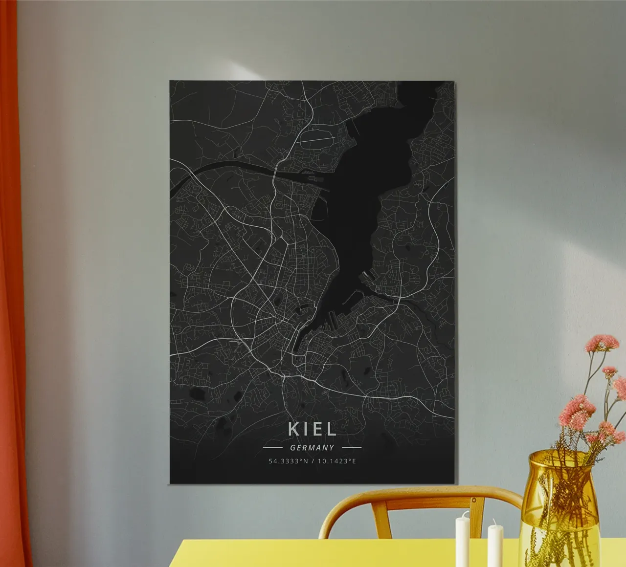 Kiel, Germania poster con telaio in legno da Christopher Adams
