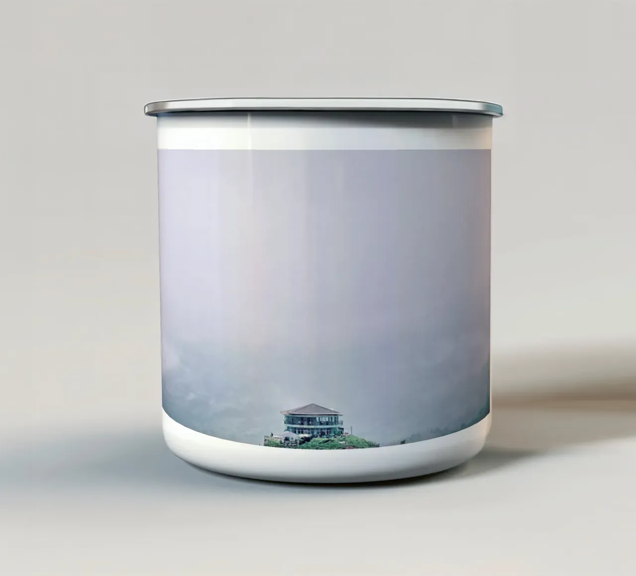 Hill Tribe Mist tazza in smalto da Charlotte Curd