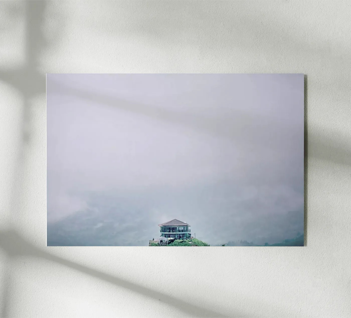 Hill Tribe Mist plexiglass da Charlotte Curd