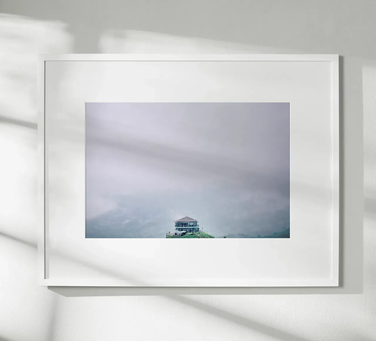 Hill Tribe Mist poster con telaio in plastica da Charlotte Curd