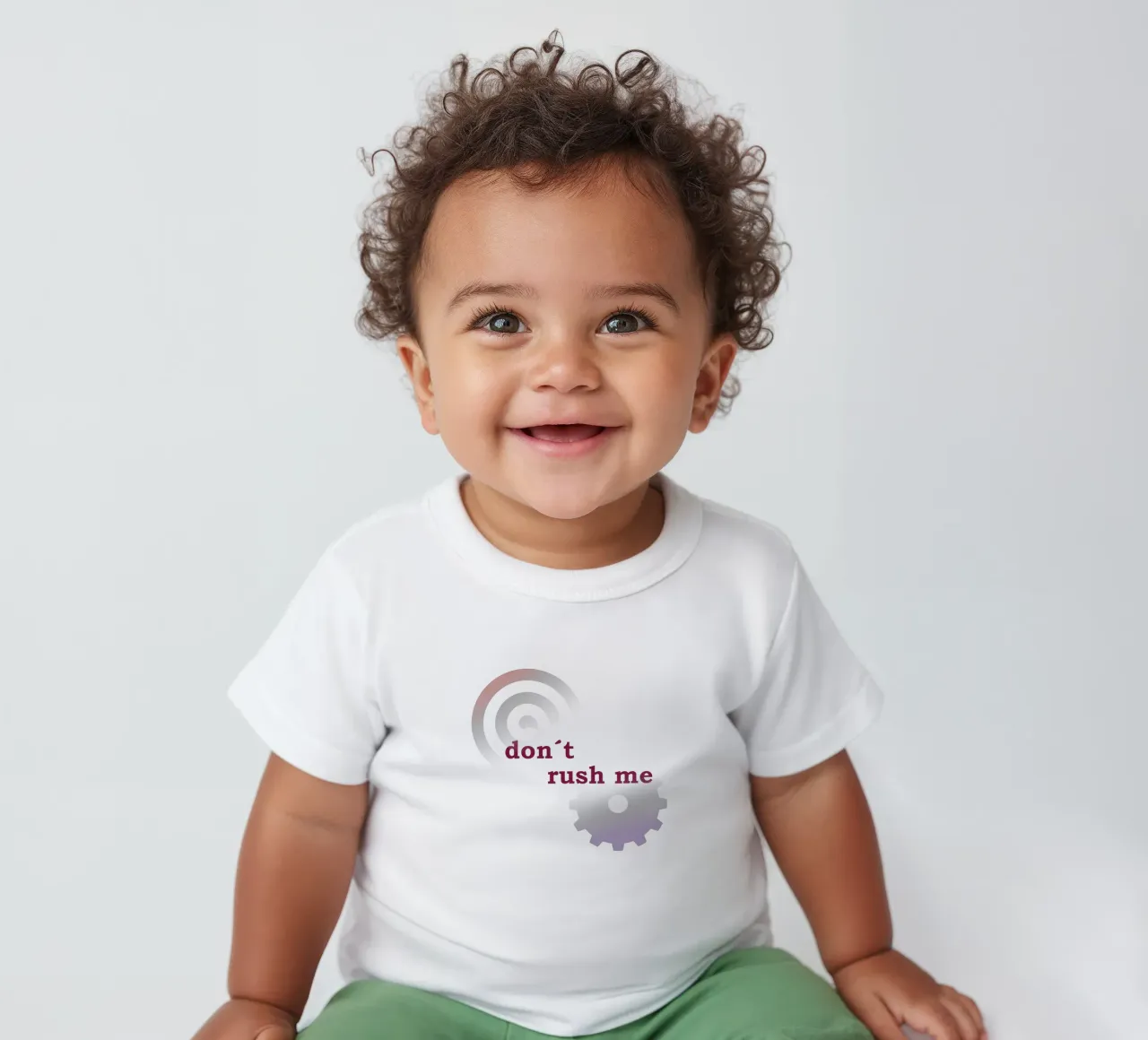 Forme geometriche con una frase maglietta neonato da Something for you