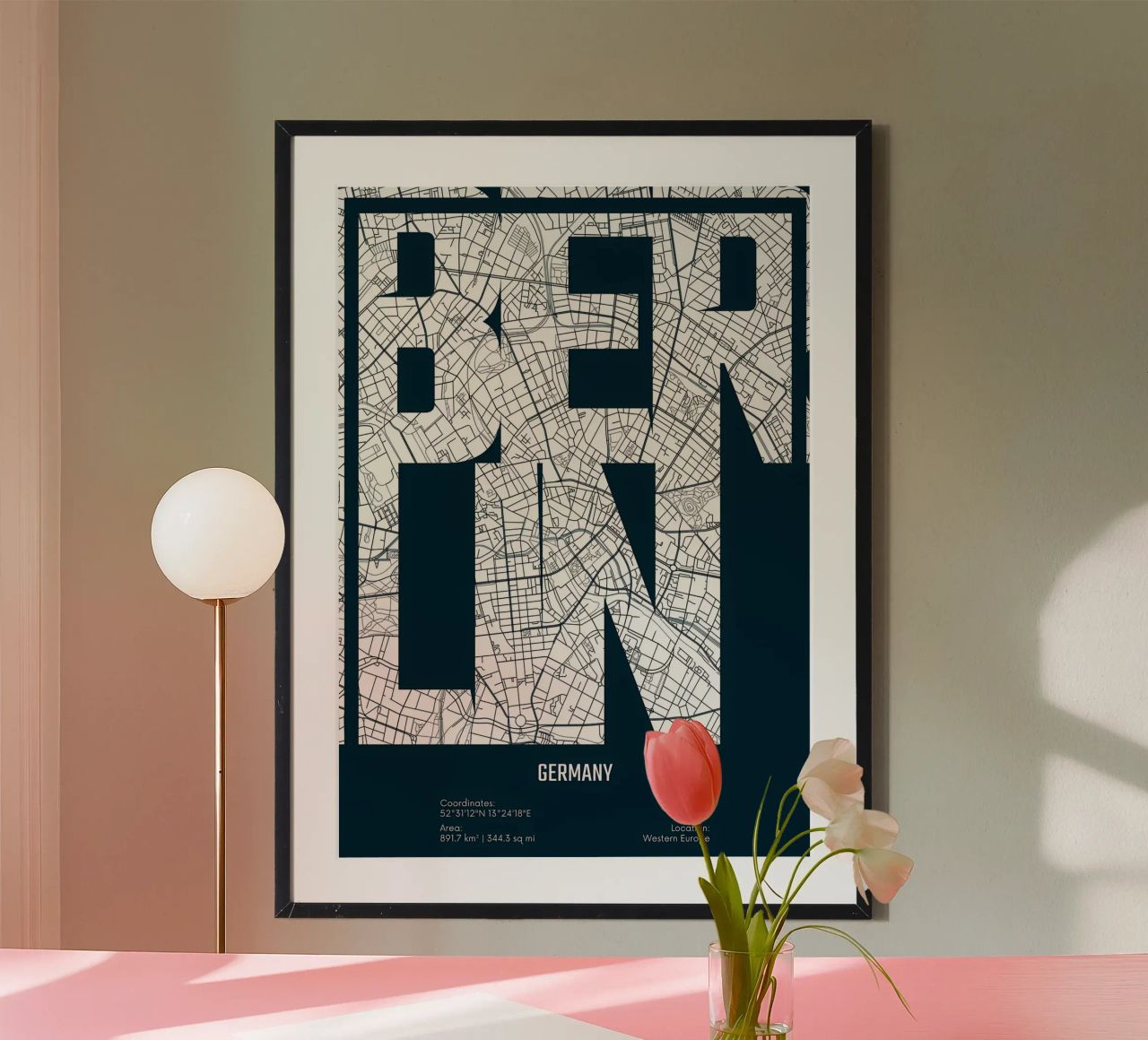 Berlin Stadtplan Typografie Poster von Christopher Adams