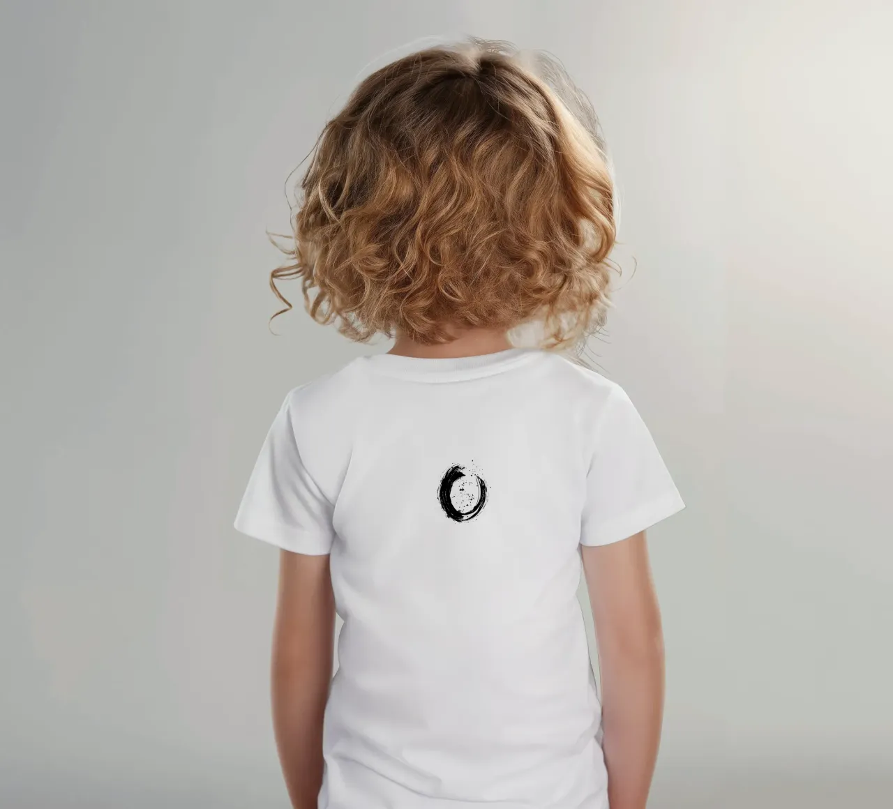 Happy Easter t-shirt bambini da LIMITED EDITION LETTERS
