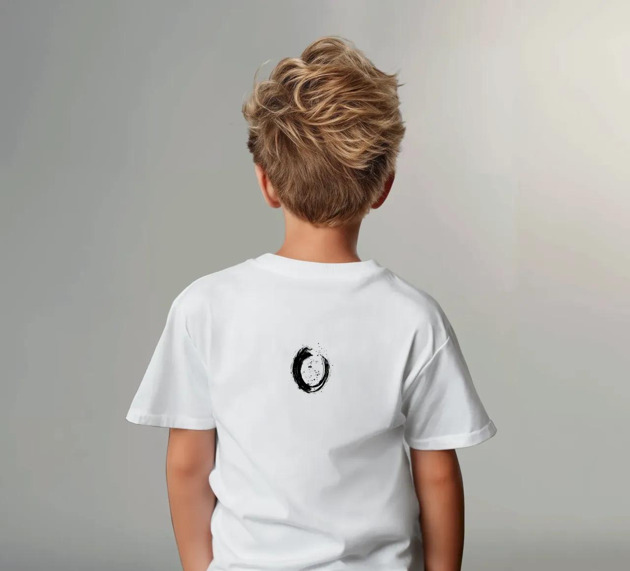 Happy Easter t-shirt bambini da LIMITED EDITION LETTERS