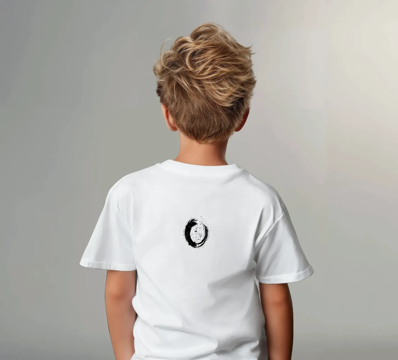 Happy Easter t-shirt bambini da LIMITED EDITION LETTERS