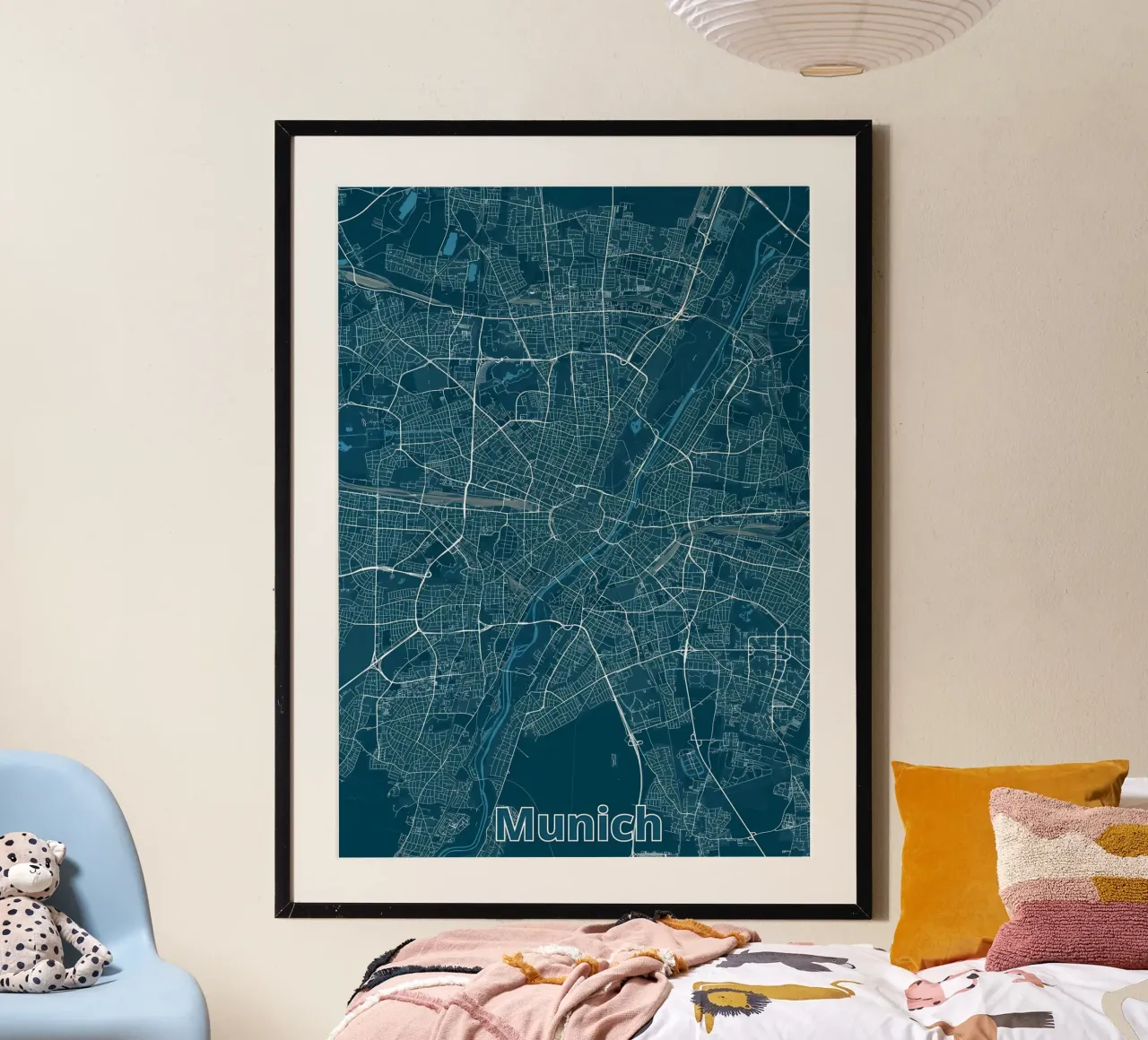 Mappa della città di Monaco poster con telaio in alluminio da Christopher Adams