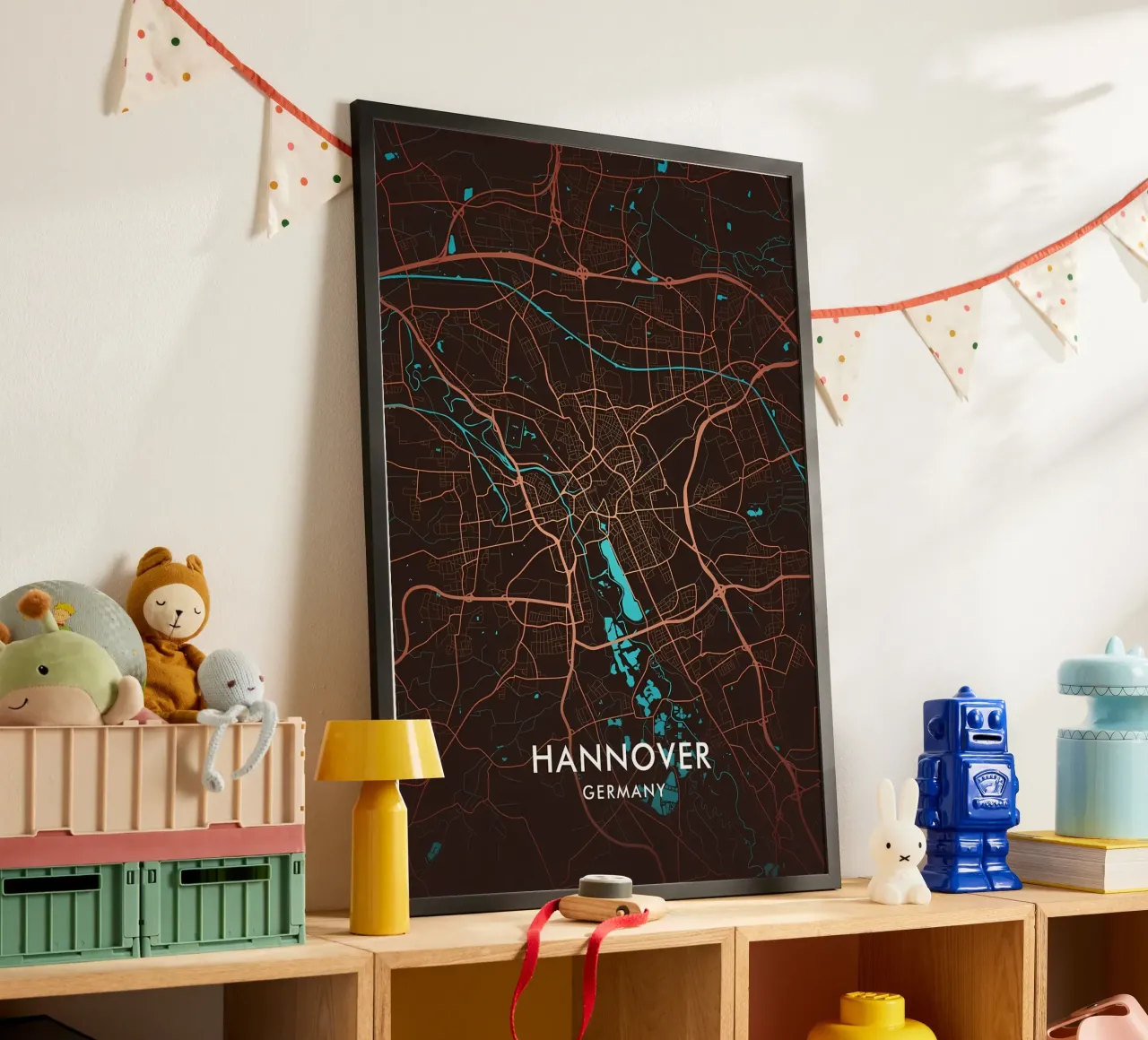 Mappa della città di Hannover poster con telaio in plastica da Christopher Adams