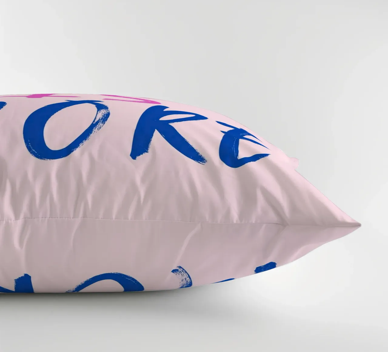 More is more cuscino da designsbysophia