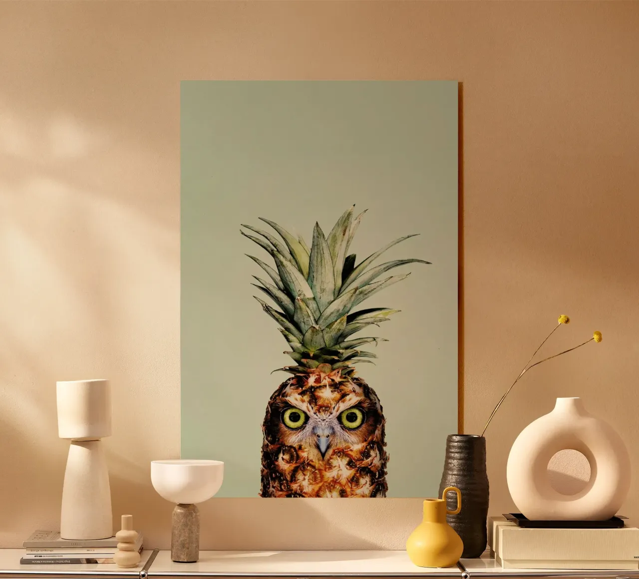 Pineapple Owl plexiglass da Jonas Loose