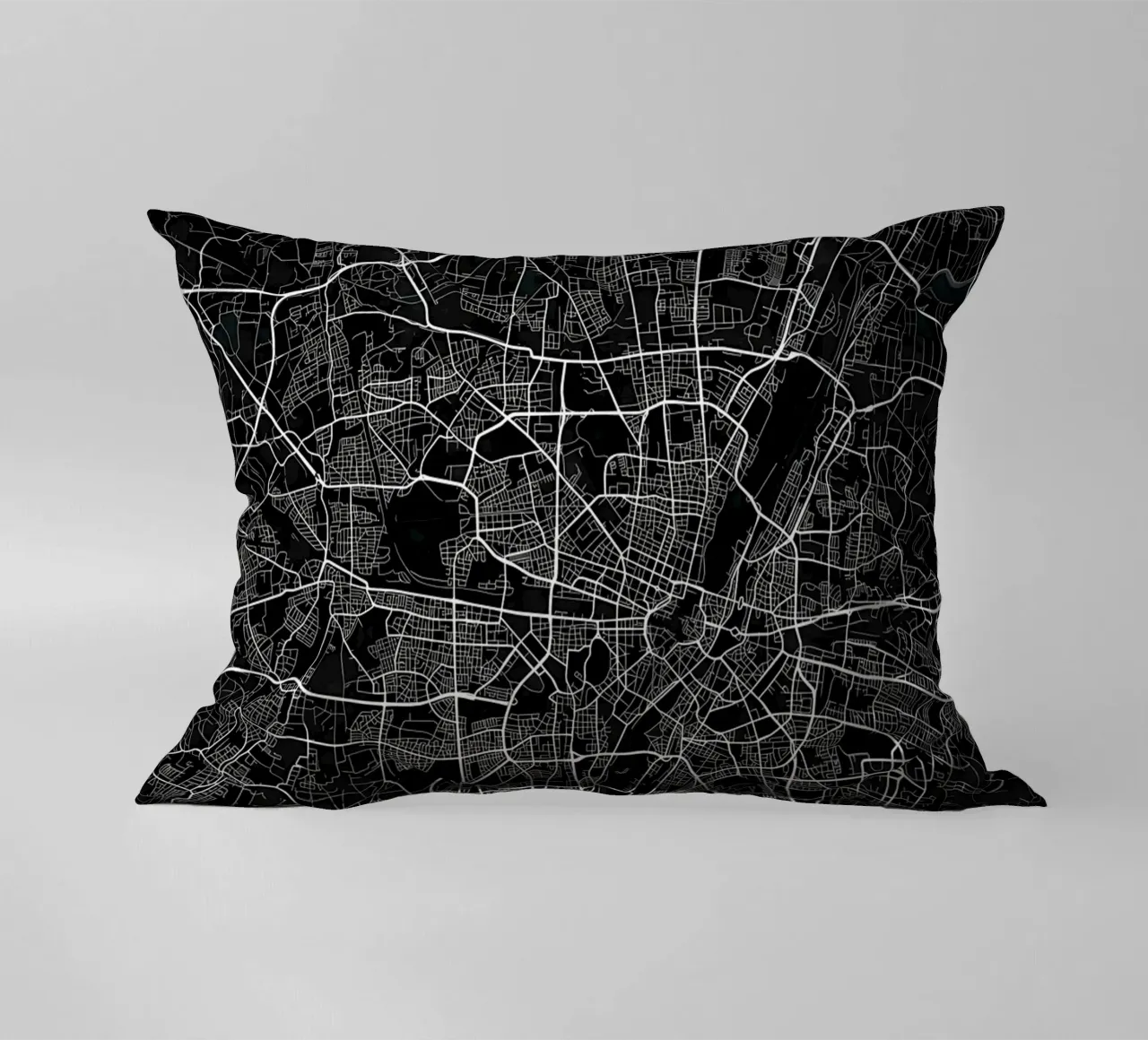 Mappa della città di Monaco di Baviera scura cuscino da Christopher Adams