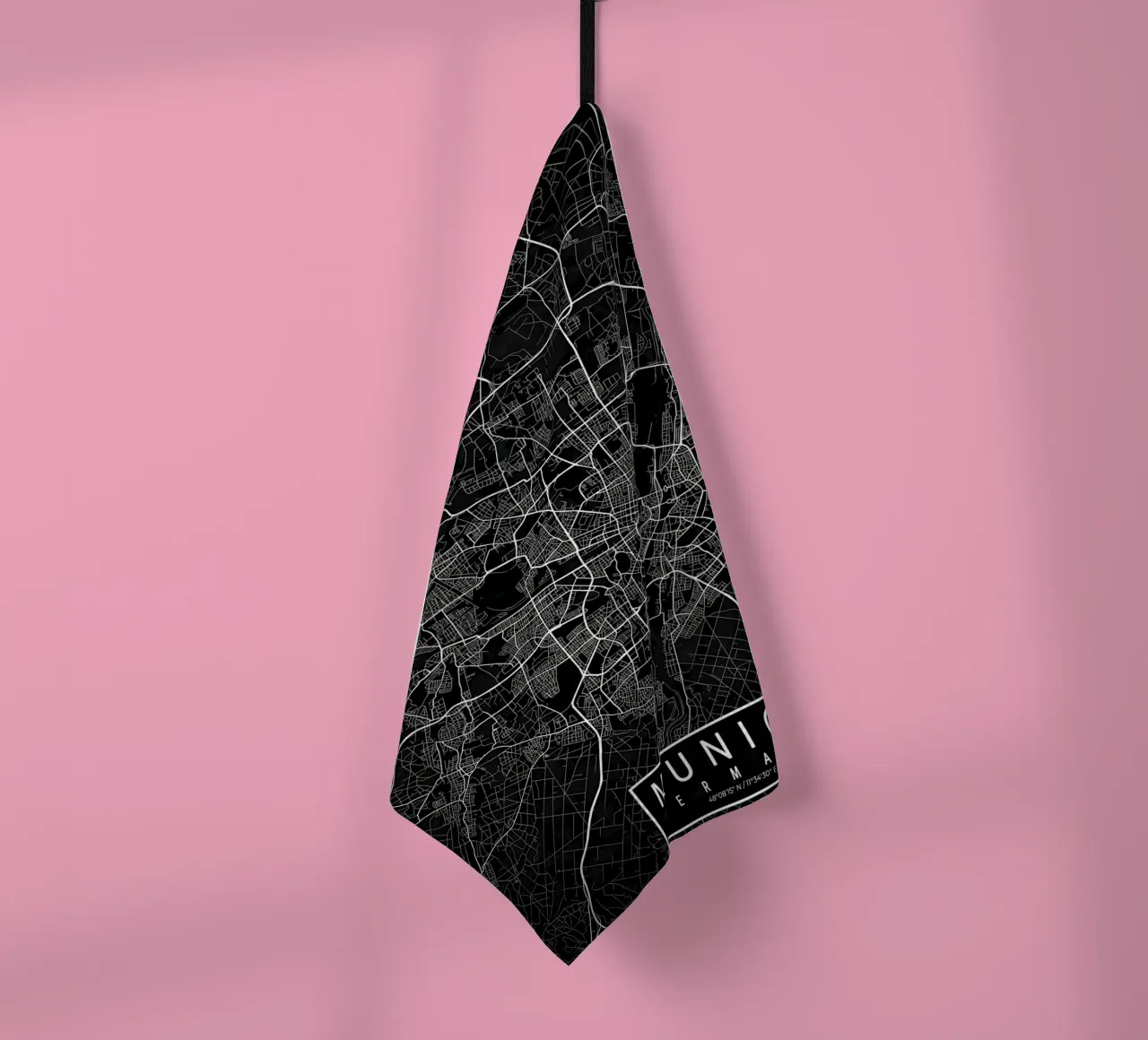 Mappa della città di Monaco di Baviera scura canovaccio da cucina da Christopher Adams