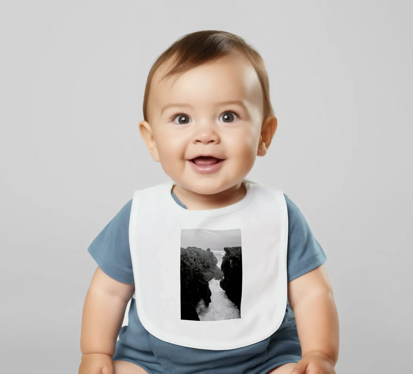 Pancake Rocks – Meraviglia naturale in bianco e nero bavaglino da Jan Luzar