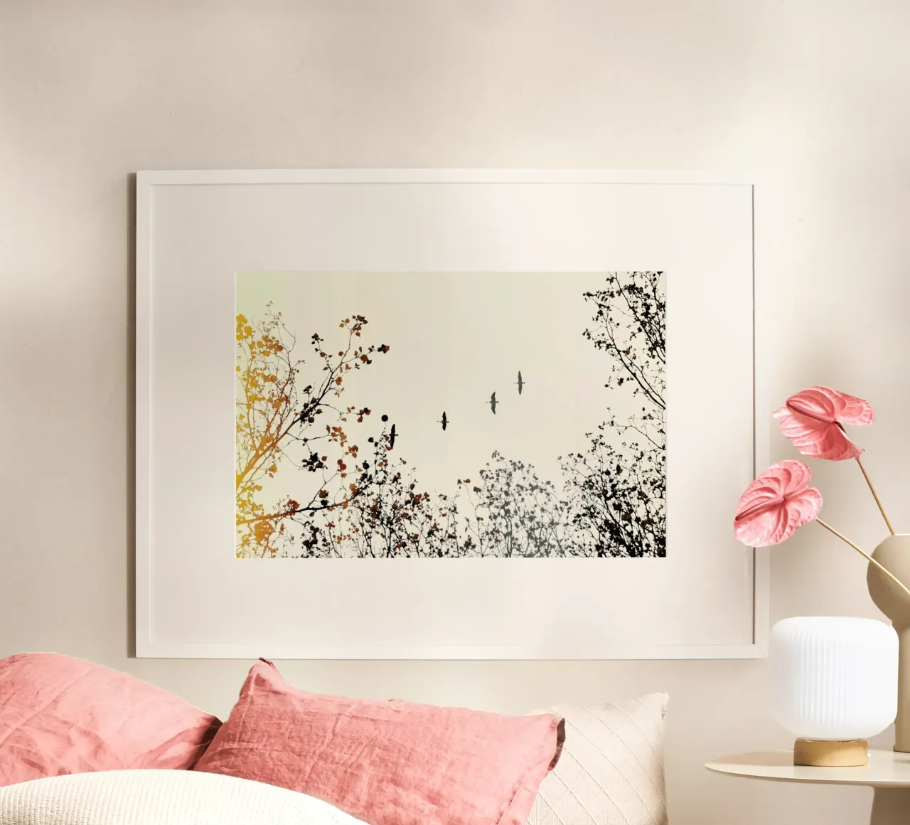 London 28 poster con telaio in legno da Leigh Viner