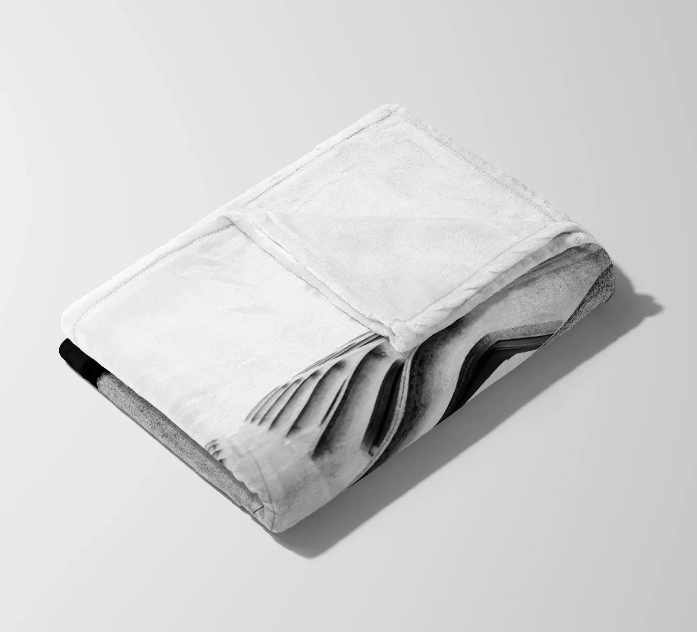 Skyscraper Fleecedecke von Jonas Klein