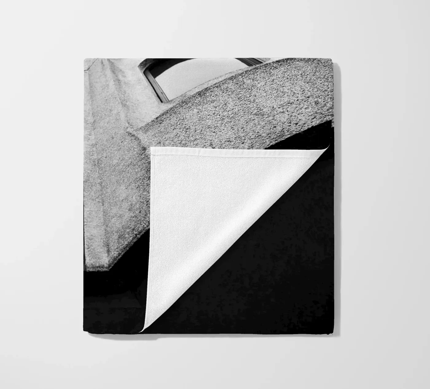 Skyscraper beach towel by Jonas Klein
