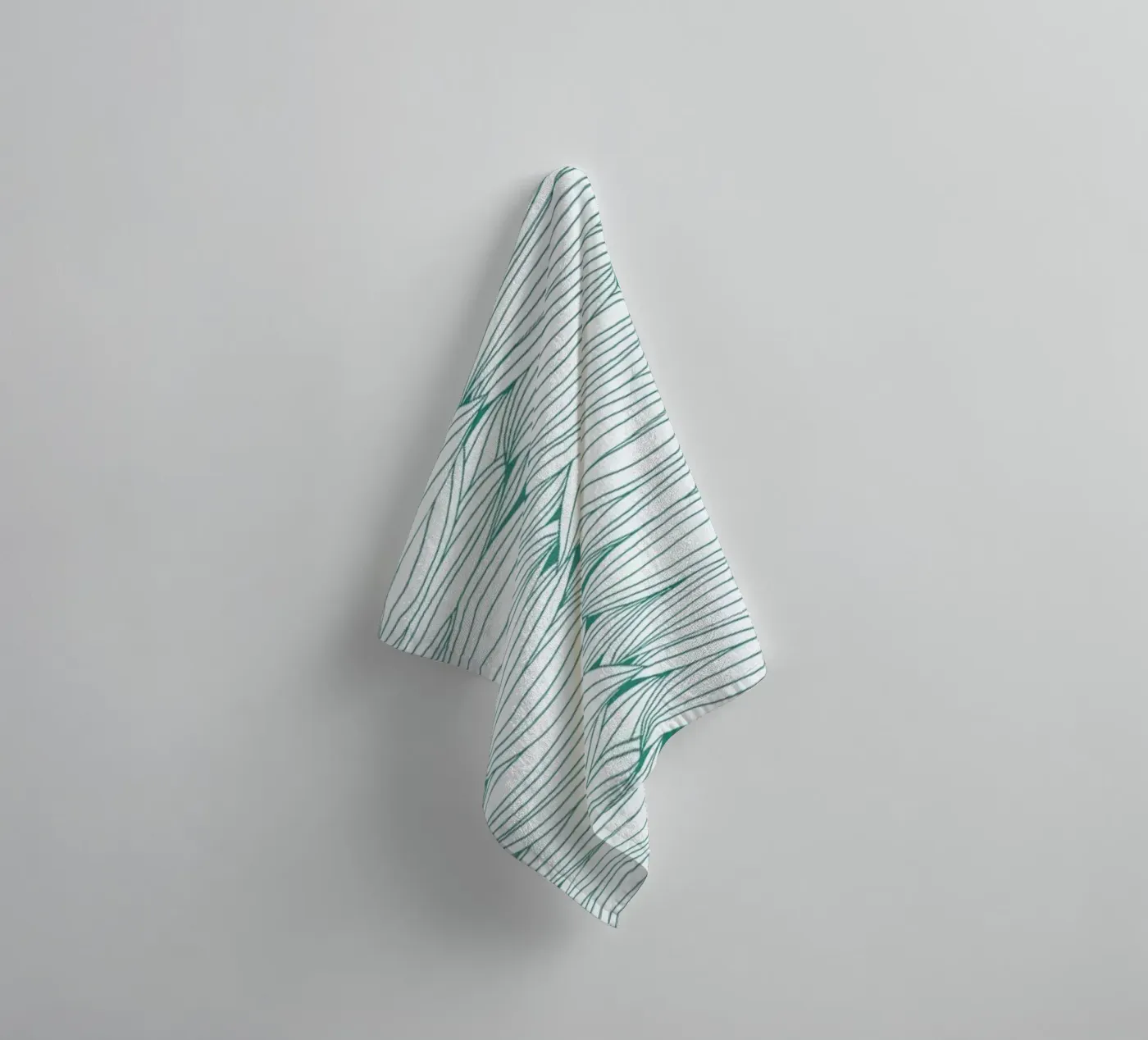 Dancing Feathers badhanddoek van Pom Graphic Design