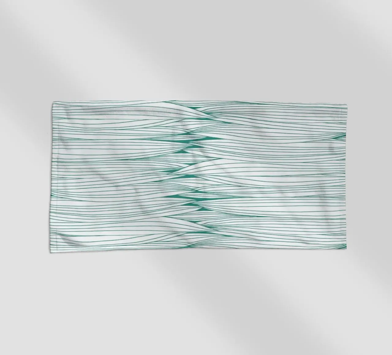 Dancing Feathers telo mare da Pom Graphic Design