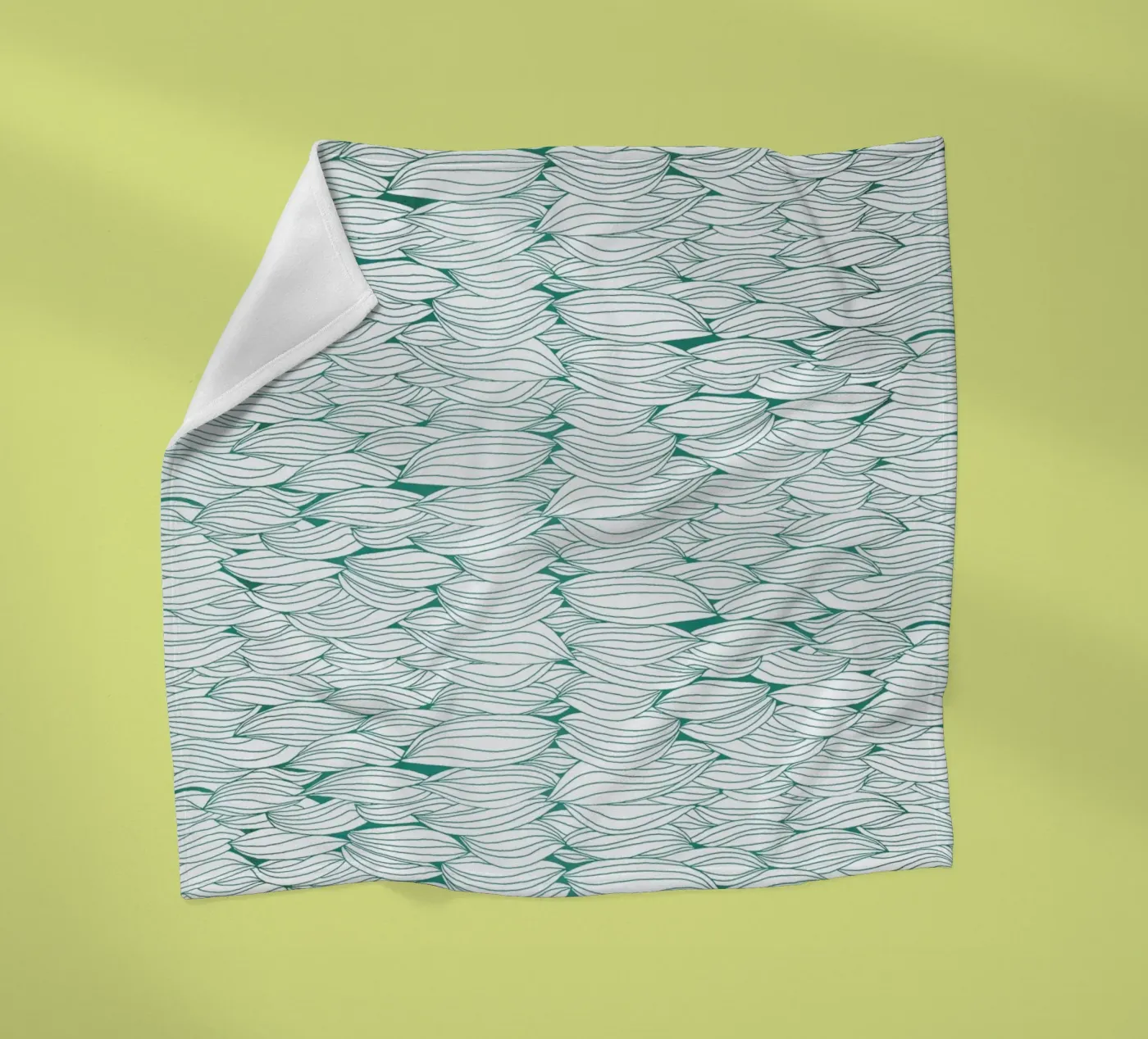 Dancing Feathers Fleecedecke von Pom Graphic Design