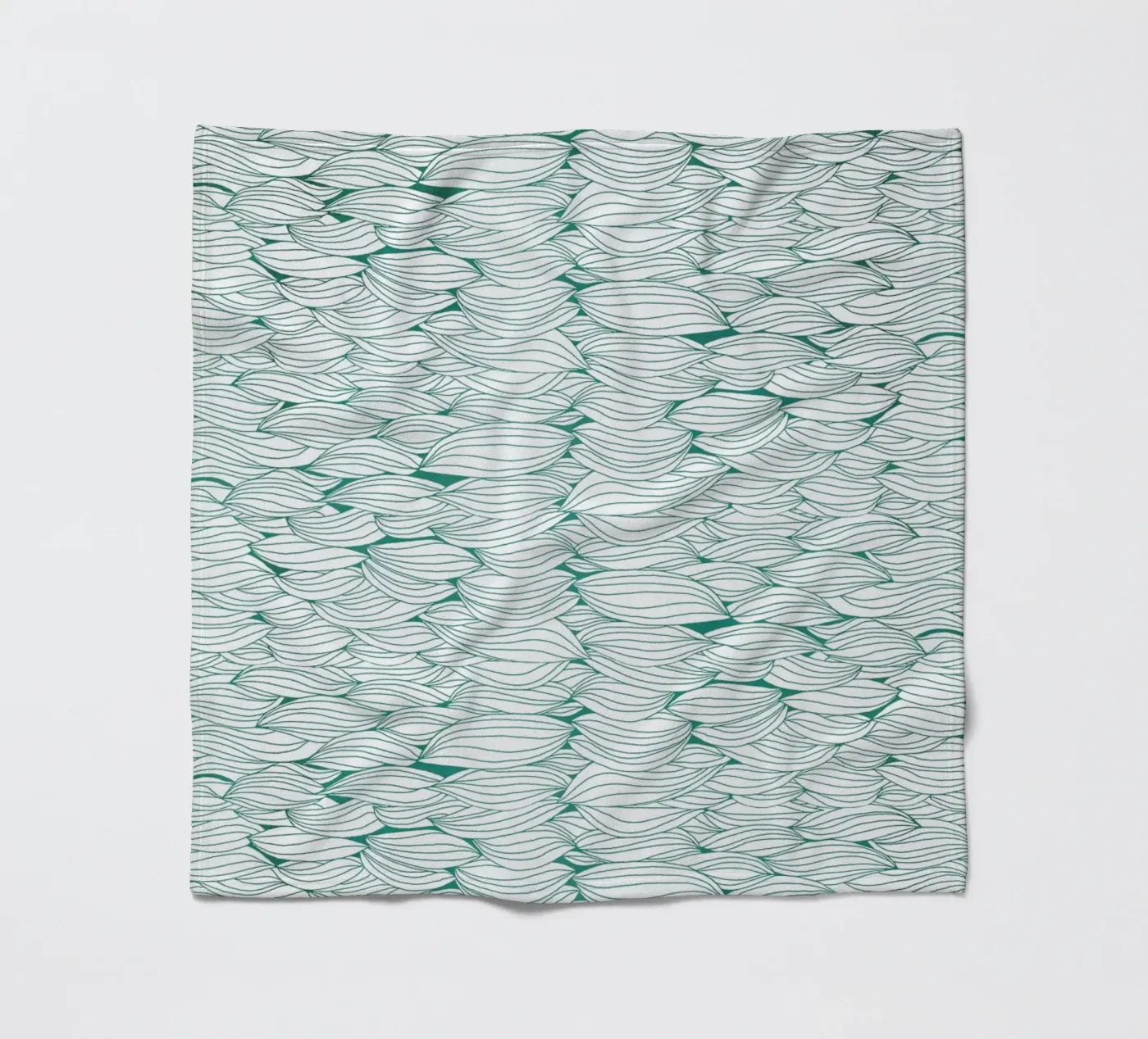 Dancing Feathers Fleecedecke von Pom Graphic Design