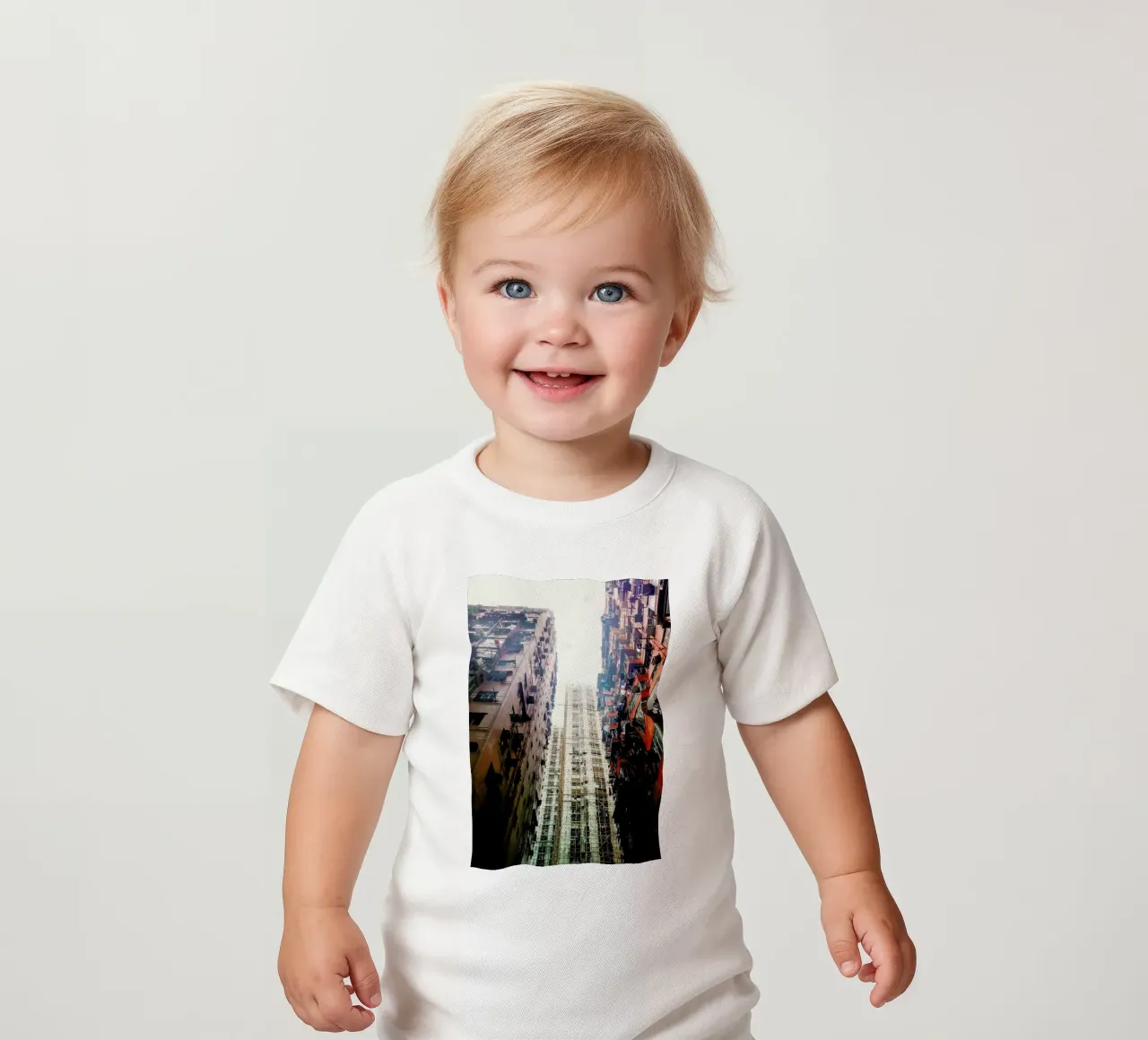 Hong Kong Architecture Baby T-Shirt von Marc Schulthess