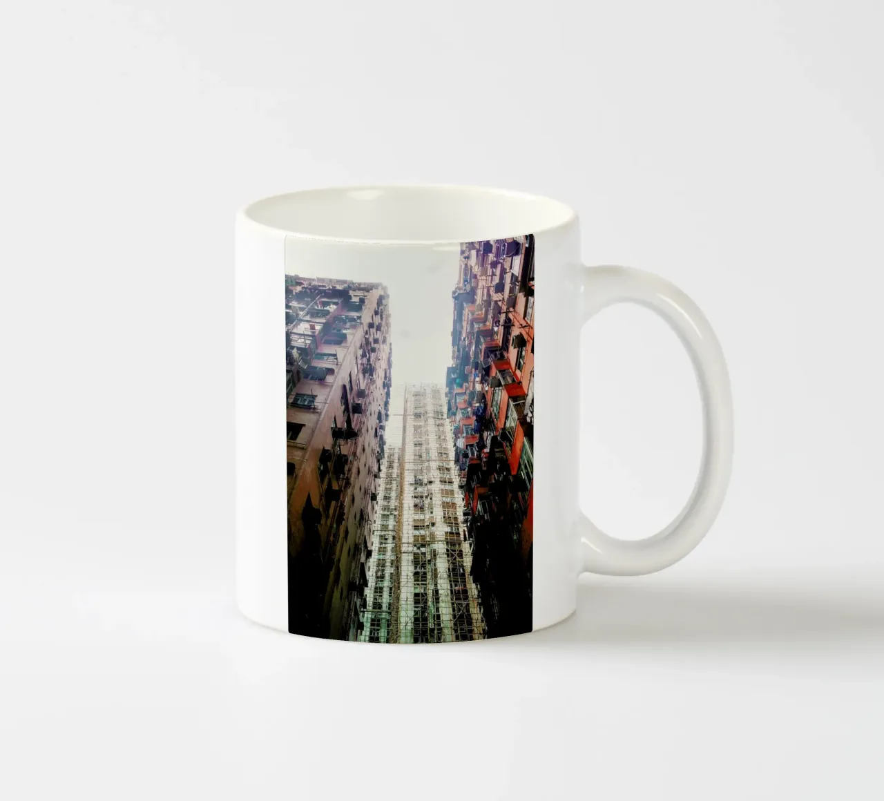 Hong Kong Architecture Keramik Tasse von Marc Schulthess