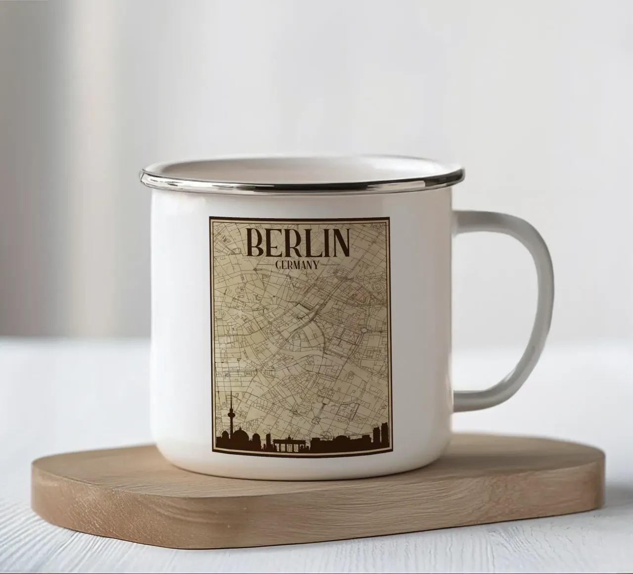 Mappa di Berlino Skyline tazza in smalto da Christopher Adams